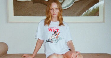 COMME DES GARCONS GIRL ストロベリーTシャツ M 2025年最新】COMME des GARCONS GIRL tシャツの人気アイテム